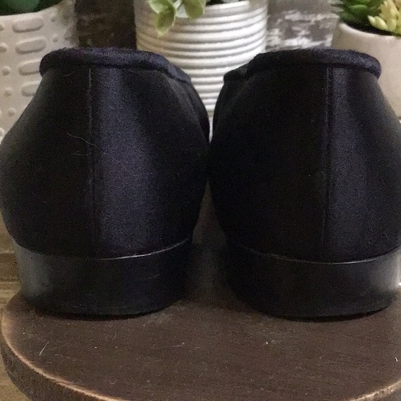 CHANEL Black Satin Loafers Sz 40 - Picture 5 of 11